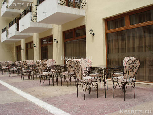 Martinez Apartment Complex 26
